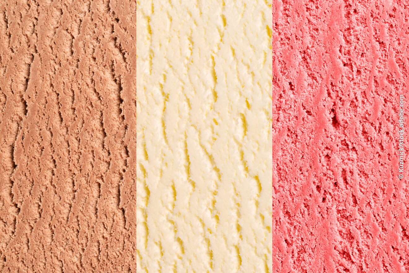 Fürst-Pückler-Eiscreme, ein Klassiker in Deutschland -- typisch in seinen Farben und Geschmacksrichtungen: Schokolade, Vanille, Erdbeer